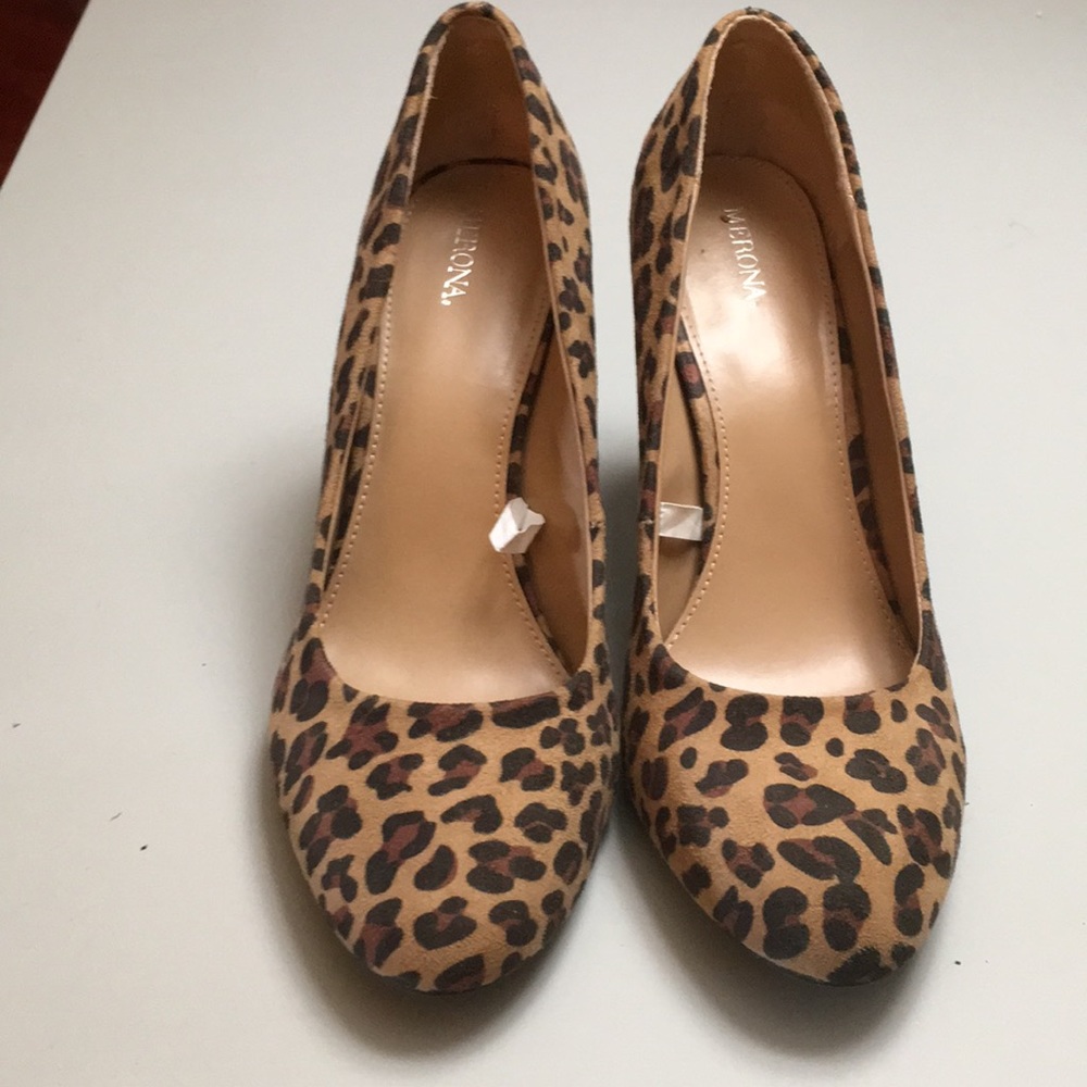 Merona Animal Print 4” Heels Size